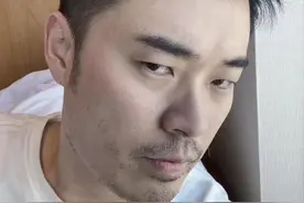 被妻子张子萱关进电脑房隔离的陈赫，终于康复了图片