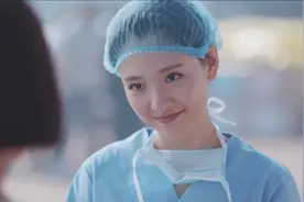 才播4集，就冲上热搜，豆瓣好评不断，《追光者》凭什么这么横？图片