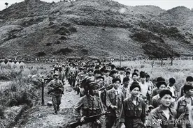 1956年，毛主席对台湾未来精准预言：放在他们面前的只有两条路图片