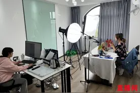沱湖电商公共服务中心——运营直播团队简介图片