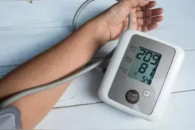 血压145/95发生了脑梗塞，为何血压160/100的人却没事？真相来了图片
