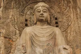 洛阳这座1400余年的龙门石窟，为何成为中国三大石窟之首？太壮观图片