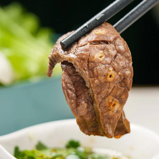 吃完榴莲可以喝花胶汤吗 2025年榴莲可以和花胶一起煲汤吗