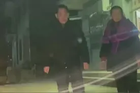 男子回乡过年父母凌晨门口等2小时图片