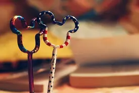 中年女人想和你暧昧的信号：散发三种味道图片