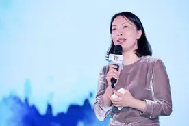 当年阿里的前台，马云给她0.2%股份，20年过去她怎样了？图片