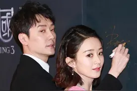 离婚两年后，赵丽颖和冯绍峰首次同框！聚餐后坐同一辆车回家图片