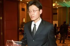 骗走11亿研发经费，让“中国芯”停滞13年：被拆穿后，他逃往美国图片