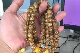 7年的星月菩提长串，平常戴的多、盘的少，包浆效果还挺好的图片