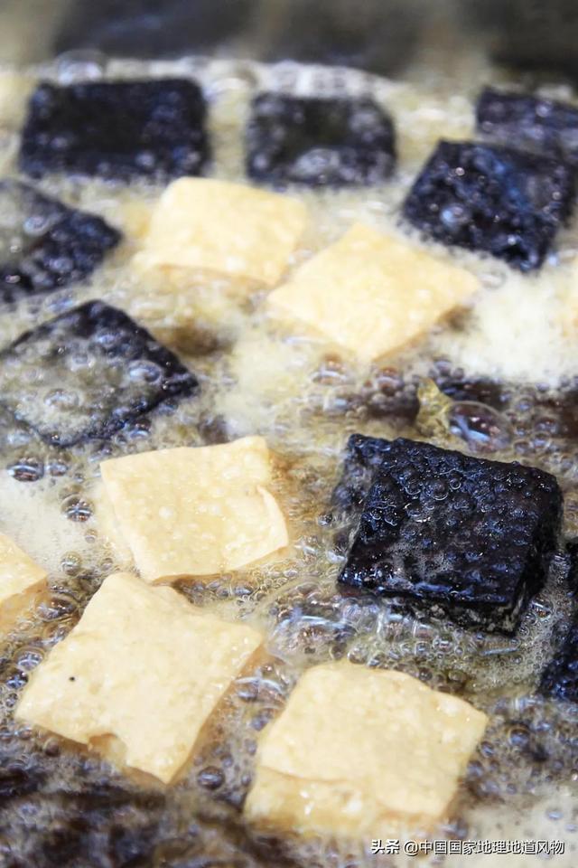 在中国，为什么北方的臭豆腐一枝独秀，南方的臭豆腐百花齐放？