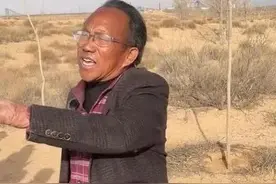 孙国友一块钱一亩的沙地挣大钱了，村民们不认可“治沙英雄”了图片