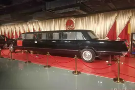 红旗轿车，是民族自主品牌的骄傲！毛主席：再挥手，天安门前办展图片