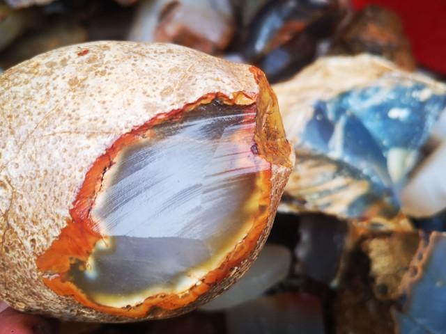 告诉你什么是真正的优化玛瑙 它对人体有害吗