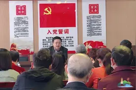 区委书记董东明深入上顿渡镇宣讲党的二十大精神图片