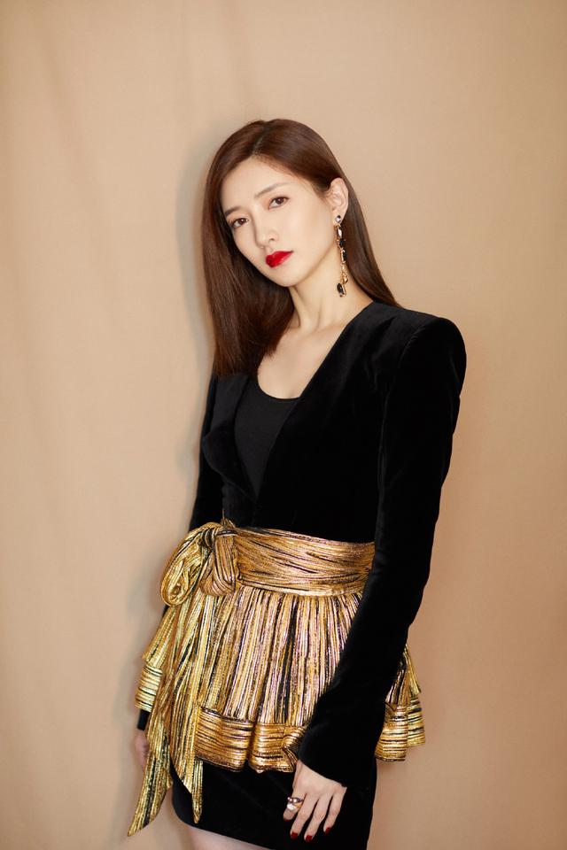 娱记曝女星与已婚富豪约会,闹分手男方花千万挽回,江疏影惨躺枪