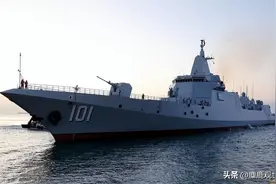 如果055大驱穿越回抗日战争时期，能否将日本海军按在海底摩擦？图片