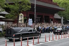 东京的‘殡葬之王’竟然是中国人？曾带领九年赤字企业扭亏为盈图片