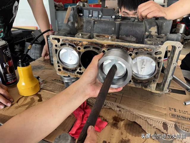 大众途观烧机油，德国工程师的设计缺陷由我们中国工匠来解决