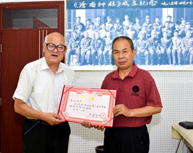 【名家风采】韩焕峰：刻“一丈邻”感怀