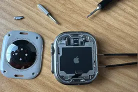 苹果 Apple Watch Ultra 被拆解，想要复原极度困难图片