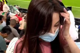 央视主持人马凡舒现身世界杯！身材纤细气质出众，打扮低调无架子图片