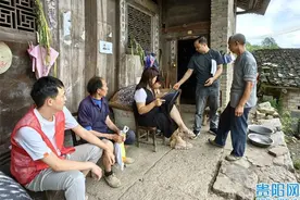 【新春走基层】老秦的新生活：种下“致富椒”，搬进新房子图片