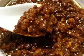 炸酱面的黄金比例，1份酱1斤肉，这样做出的炸酱，酱香肉嫩太美了图片