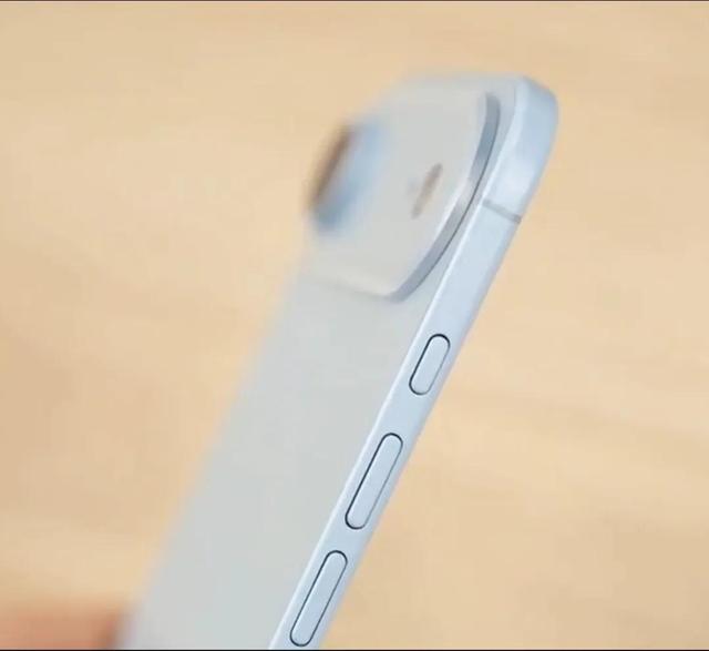 大屏幕加极致轻薄，iPhone新机提前曝光
