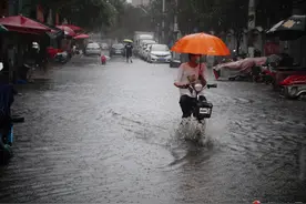 【解梦】梦见下大雨的5种含义,哪个最能触动你?🌧️🤔图片