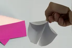 手中的一张纸，竟能甩出超新星爆炸的效果？图片