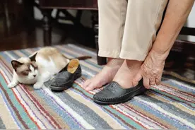 身体衰老，脚上先知，老年人脚部常出现6种健康问题，请尽早了解图片