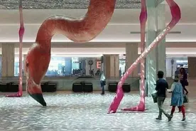 巨物恐惧慎点！这些巨型物体的照片，隔着屏幕都让人腿软了图片