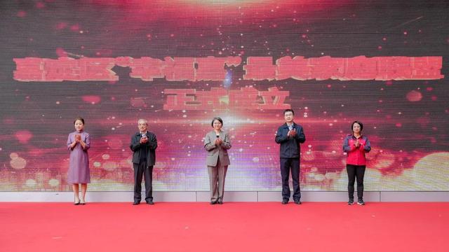 �����������Ҹ��Ρ����ζ����ڶ�ʮ���ͥ�Ļ�����������