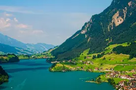 加拿大所有省份和地区的简介图片