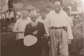 1932年何键要断毛泽东“龙脉”，一老者略施小计，保祖坟安然无恙图片