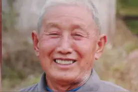 他是抗美援朝一等功臣，却蒙冤61年，晚年看到自己武器嚎啕大哭图片