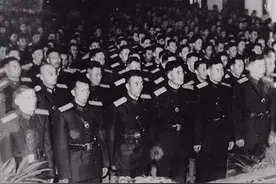 1955年，授衔的1048名开国将帅，仅剩2人健在，他们分别是谁？图片