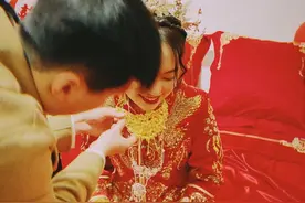来看看福建人的婚礼吧很温馨的婚闹图片