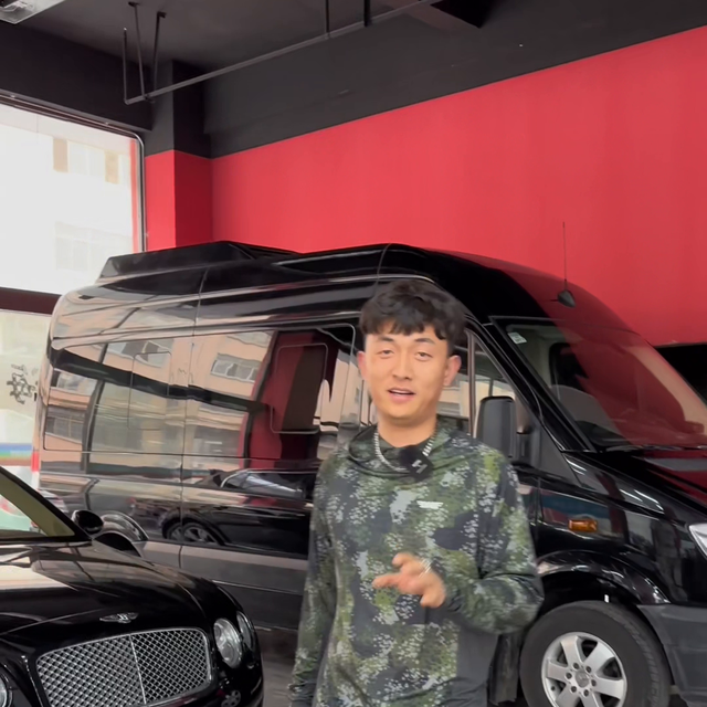 34万提台全车原漆19年奔驰E300L，关注一年时间，...