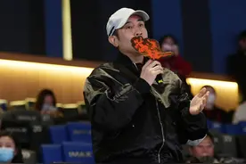 于和伟李少红大赞雷佳音演技：他是《满江红》秦桧的不二人选图片