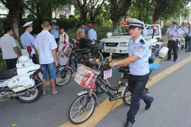 电动车新国标“惹众怒”，老百姓宁愿走路也不骑车，专家懵了图片