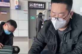 象·面孔｜河南小伙带整箱油条膨松剂飞赴卡塔尔：让服务世界杯的中国同胞吃上“老家味道”图片
