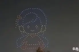 动用几百架无人机给一个明星庆生，现在的粉丝让人难以理解！图片
