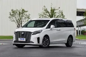 别克GL8：同级标杆还得是它！全系2.0T+9AT！气场看齐埃尔法图片