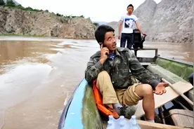 黄河捞尸人：年薪几十万找不到接班人，沾上尸臭永远洗不掉图片