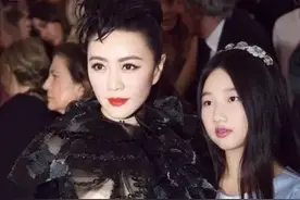 初恋陆毅，痴爱王志文，富豪老公入狱去世，她拿130亿笑着活下去图片