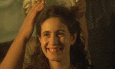 刚解封就冲上9.2！封闭管理20年，吃着狗罐头，搂着军官跳脱衣舞