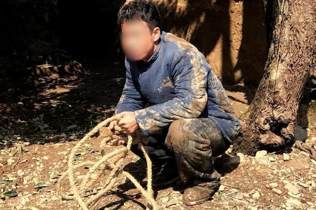 福建一35岁男子和丈母娘上床，干柴烈火一夜后直呼：比妻子好多了