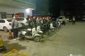 广西融水：又一大帮"鬼火"少年被抓，警方扣车26辆...图片