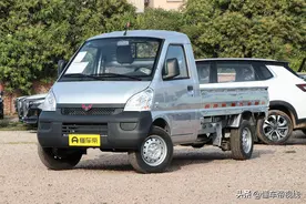 新车 | 售3.69万元起 1.5升/2.0升动力 五菱之光/荣光等多款新车上市图片